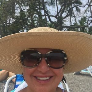 Meet your Posher, Beth